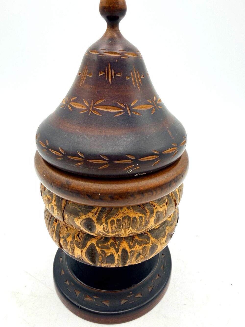 Neugart & Cia. Ltda. Round Wooden Lidded Trinket Box. Abstract. Brown/Black.